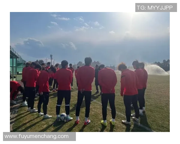 上海排球队的蜕变之旅探索城市联赛中的新机遇与挑战 上海排球队的蜕变之旅探索城市联赛中的新机遇与挑战