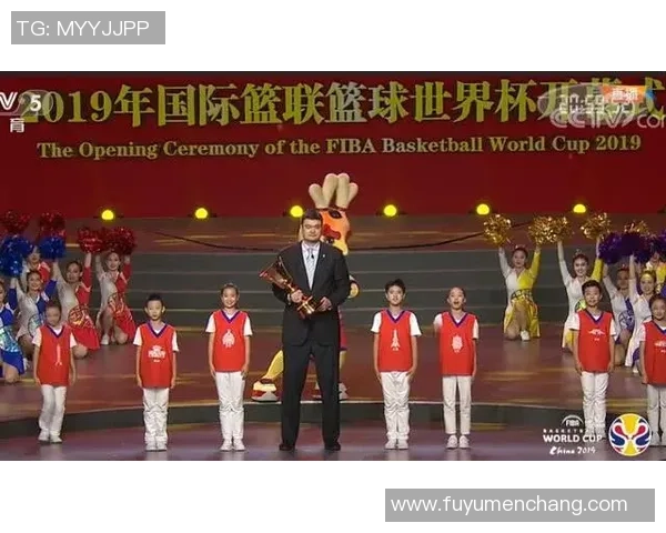 深度对话：黄静如何在篮球世界中追寻梦想与成长的故事